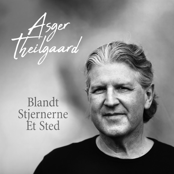 Blandt Stjererne Et Sted